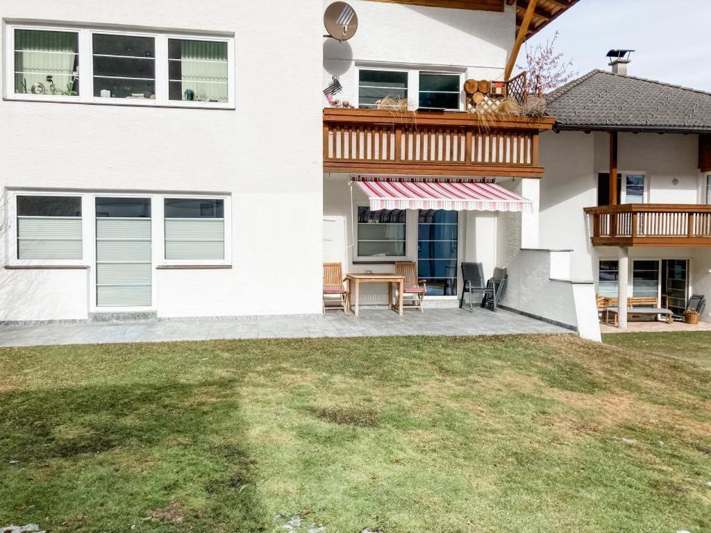 Ferienwohnung Olympia Axams Innsbruck Exterior photo